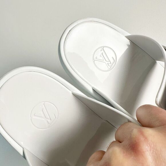 LOUIS VUITTON White Sunbath Flat Slide Sandals 39 US 9 Brown Monogram Canvas - Picture 5 of 12